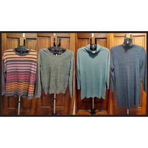 EUC--Lot of 4 womens lightweight sweaters/sweater dresses/tunic, size largeish